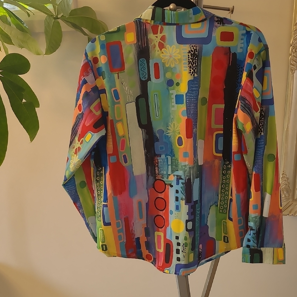 Colorful Abstract Women's Blouse - Picture 5 of 8